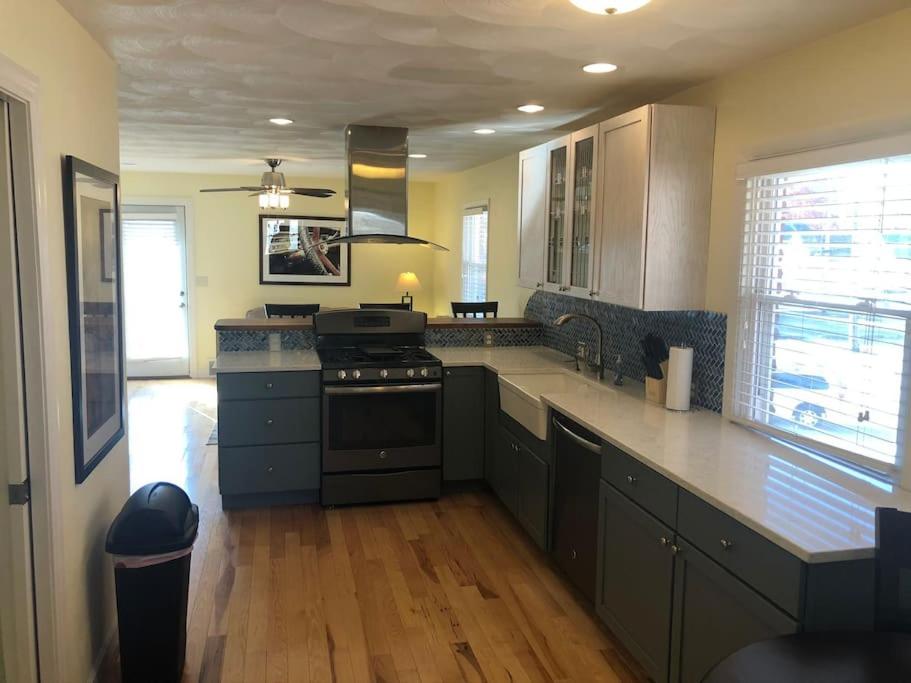 Entire apartment close to downtown - 2 Queen beds
